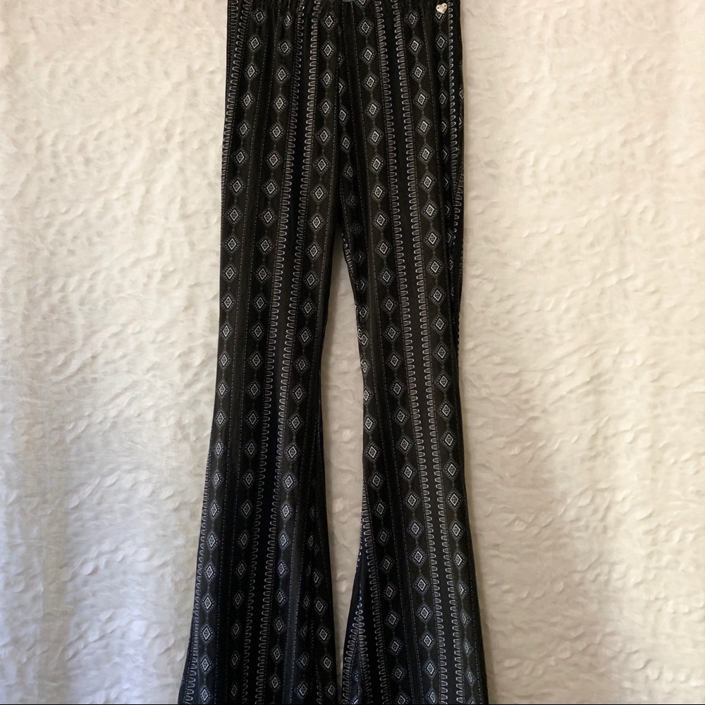 *SALE 3/ $35* Kendall & Kylie Boho Flare Leggings